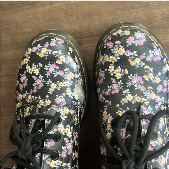 Dr. Martens Black Floral Lace-Up Combat Boots - Picture 7 of 13